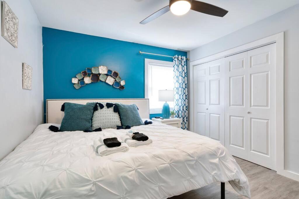2Br 1Ba Duplex House King Beds Great For Small Groups Close To All Uptown Charlotte Attractions エクステリア 写真