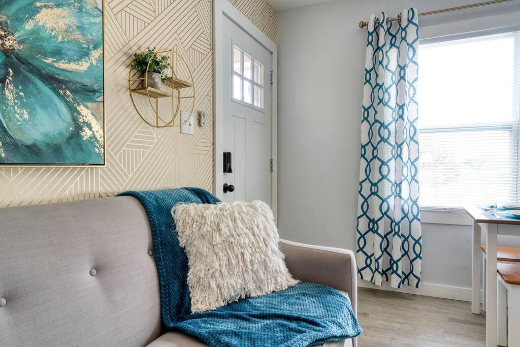 2Br 1Ba Duplex House King Beds Great For Small Groups Close To All Uptown Charlotte Attractions エクステリア 写真